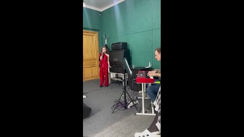 Видео